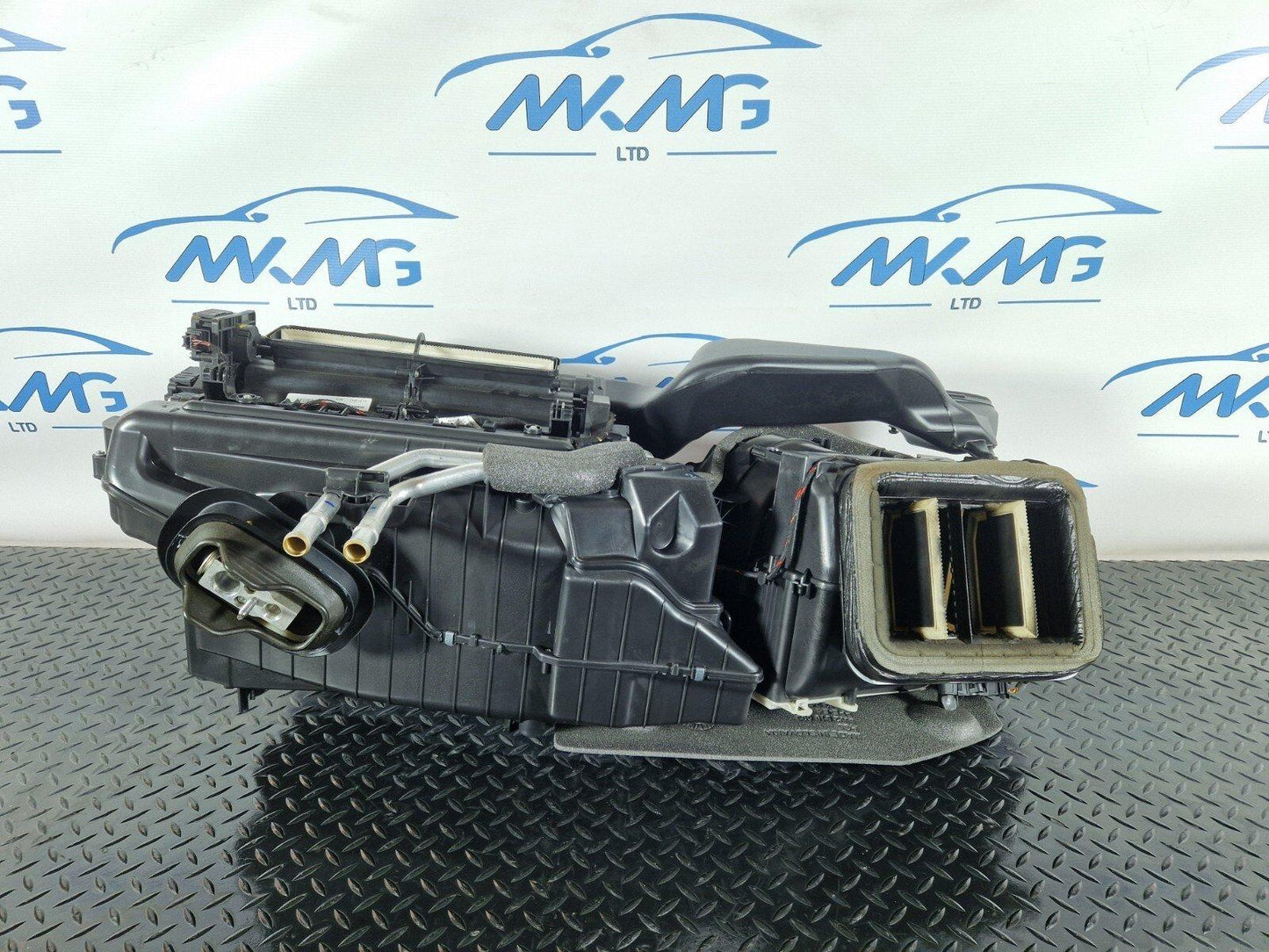 16-24 AUDI A5 F5 COUPE GENUINE HEATER MATRIX COMPLETE BOX 8W2816005L