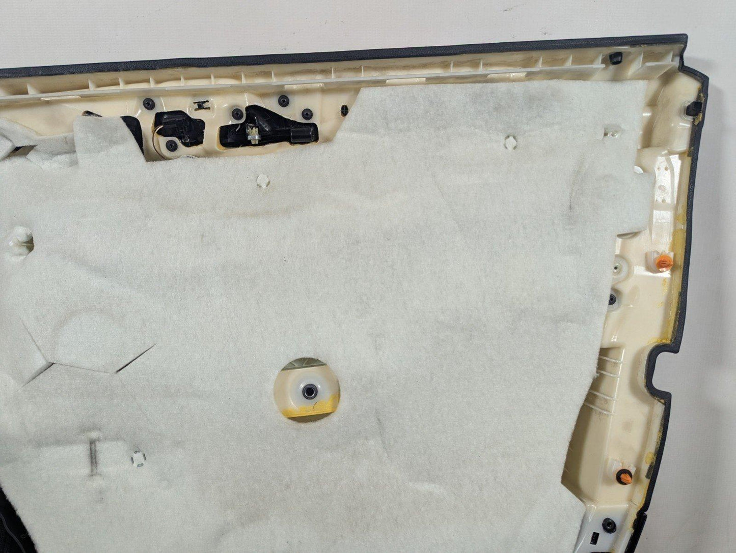 11-19 MERCEDES BENZ ML W166 GENUINE FRONT LEFT  DOOR CARD