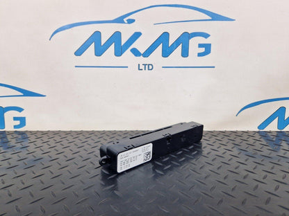 18-ON MERCEDES BENZ SPRINTER W907 W910 DASHBOARD RADIO BUTTONS A9079002303