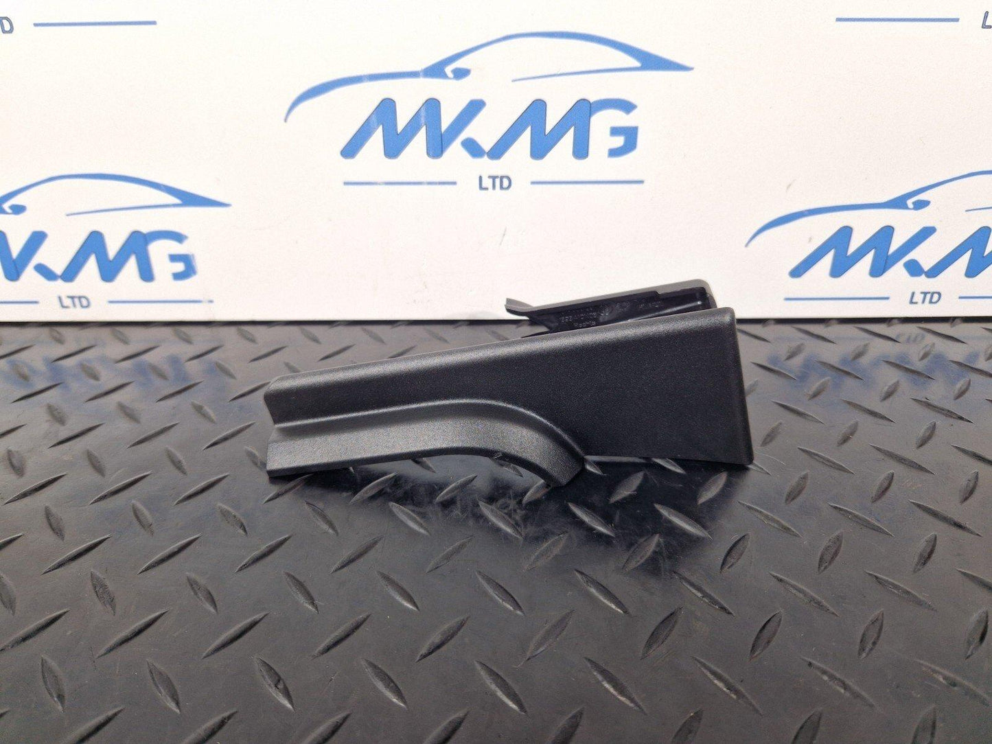 4-21 BMW 2 SERIES GRAN TOURER F45 F46 218D TRIM COVER RIGHT O/S PANEL 7341908