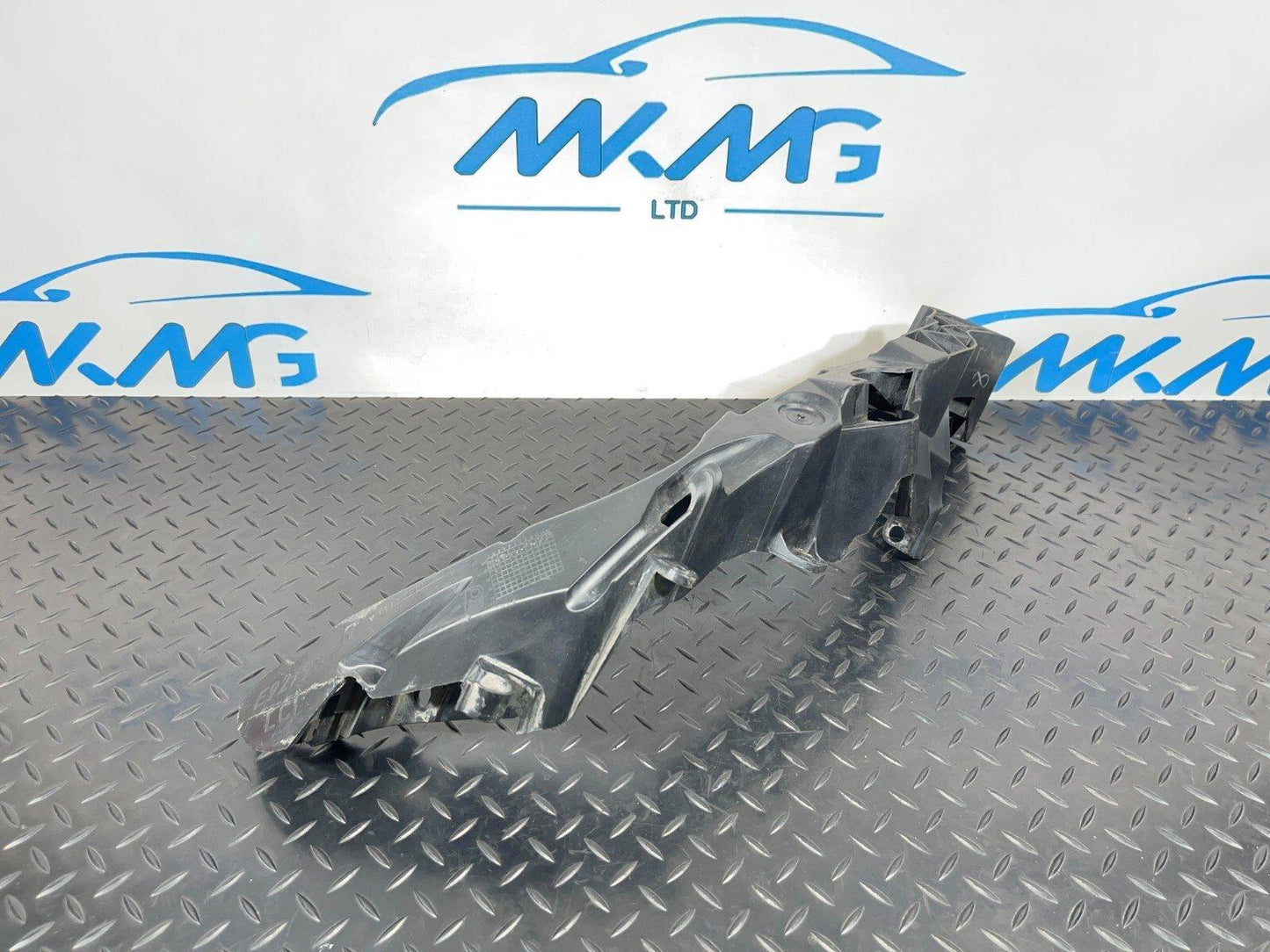 BMW 3 Series E92 E93 LCI Headlight Bracket Support Arm Mount Right O/S 7227926