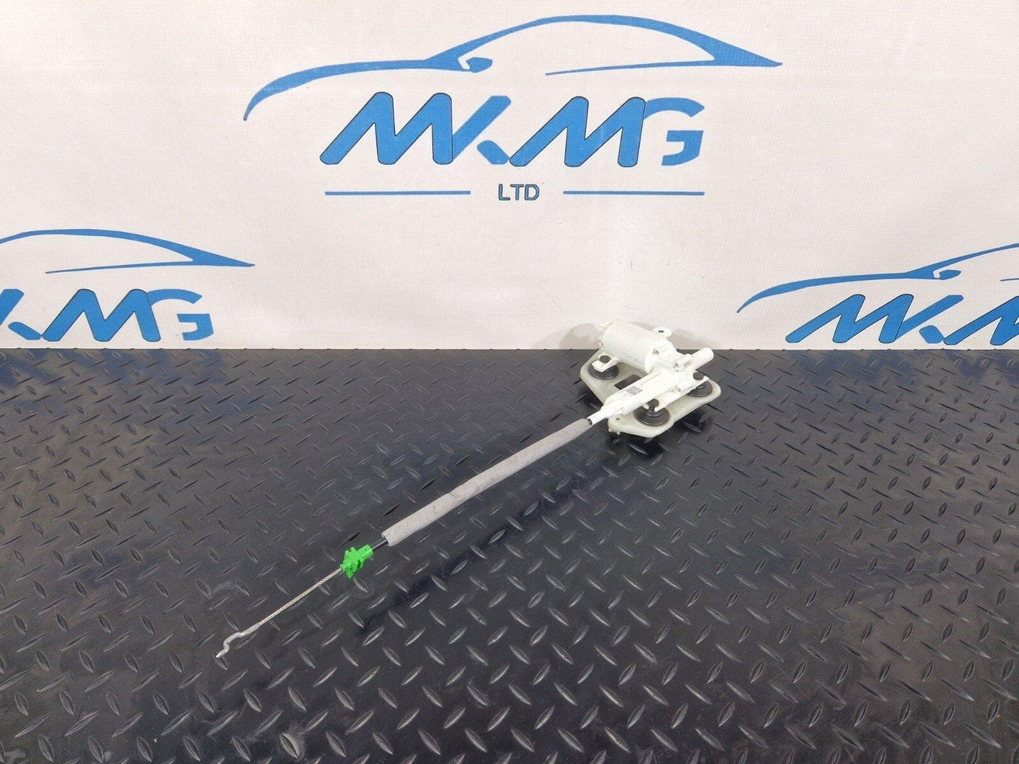 19-ON MERCEDES BENZ B CLASS W247 TAILGATE BOOT LOCK MOTOR ACTUATOR  A0999068600
