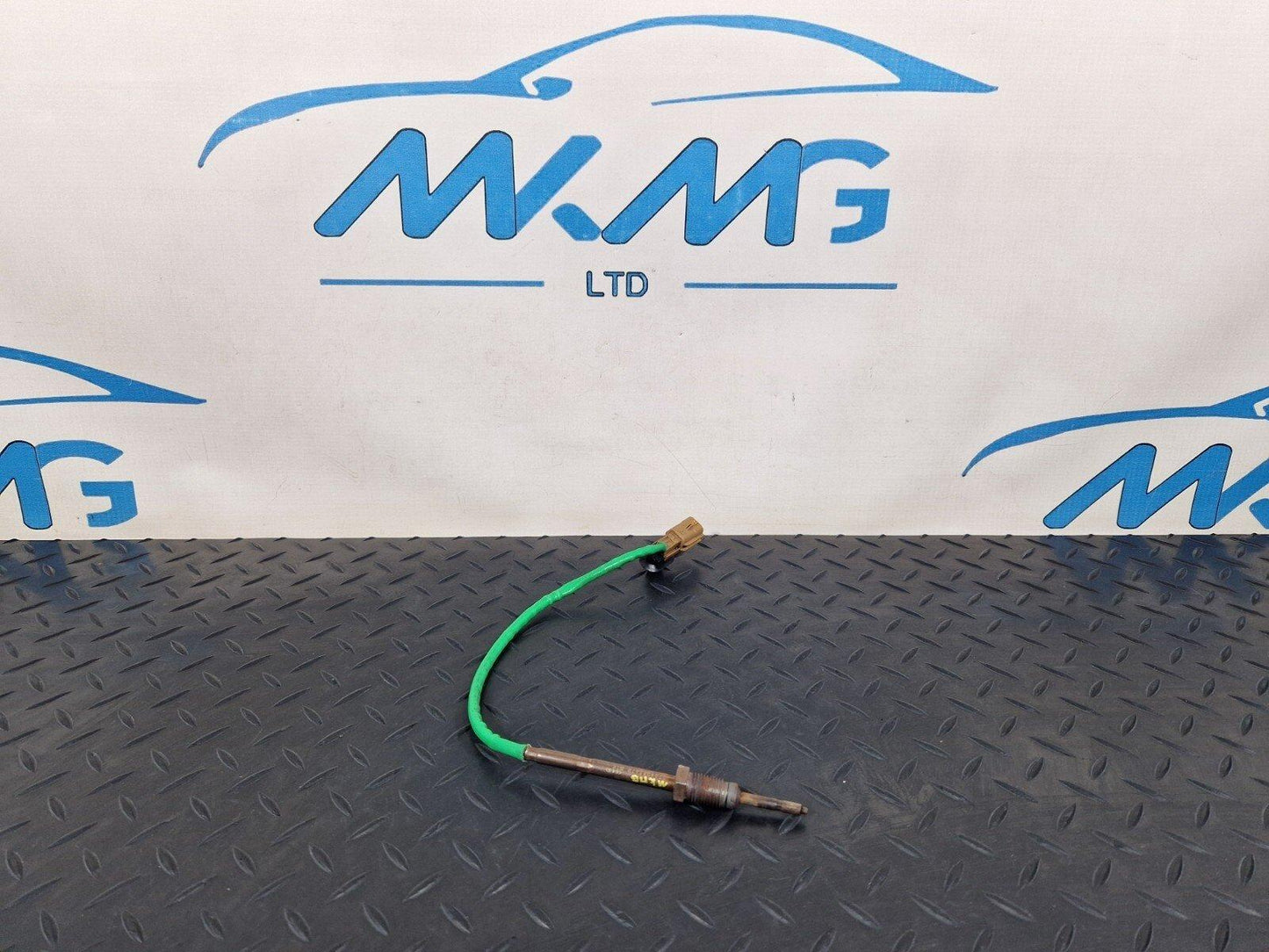 14-21 MERCEDES BENZ C200d W205 OEM EXHAUST TEMPERATURE SENSOR 226408367