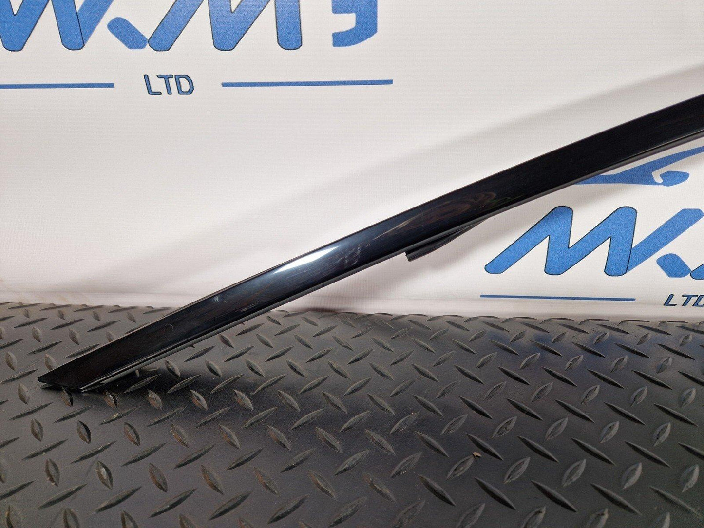 12-18 BMW 4 SERIES F36 LCI M-SPORT LEFT N/S WINDOW FINISHER TRIM BLACK 7332537