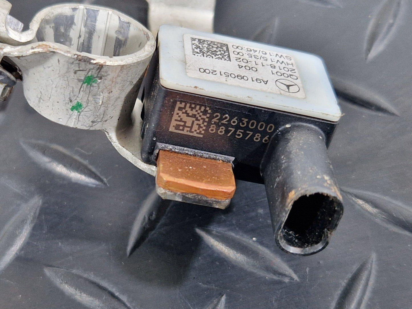 18-ON MERCEDES BENZ SPRINTER W907 W910 NEGATIVE BATTERY CABLE A9109051200