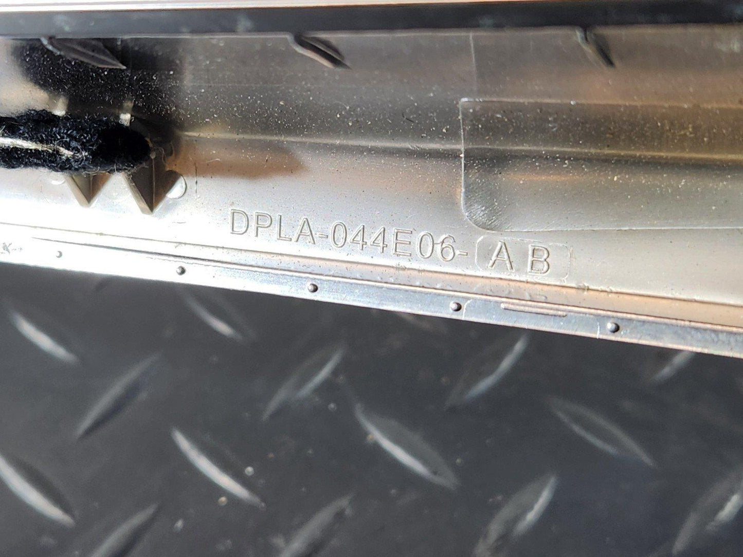 13-23 RANGE ROVER SPORT L494 CENTRE CONSOLE TRIM RIGHT SIDE DPLA-044E06-AB