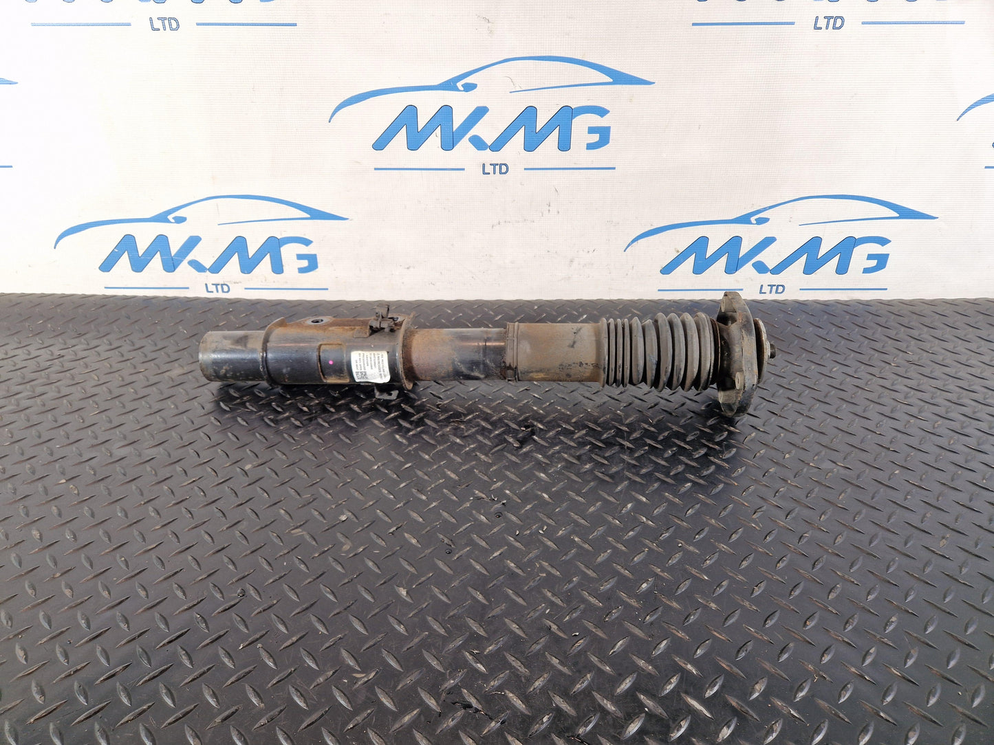 Mercedes-Benz Sprinter W907 Front Shock Absorber Fits Left & Right A9073205501