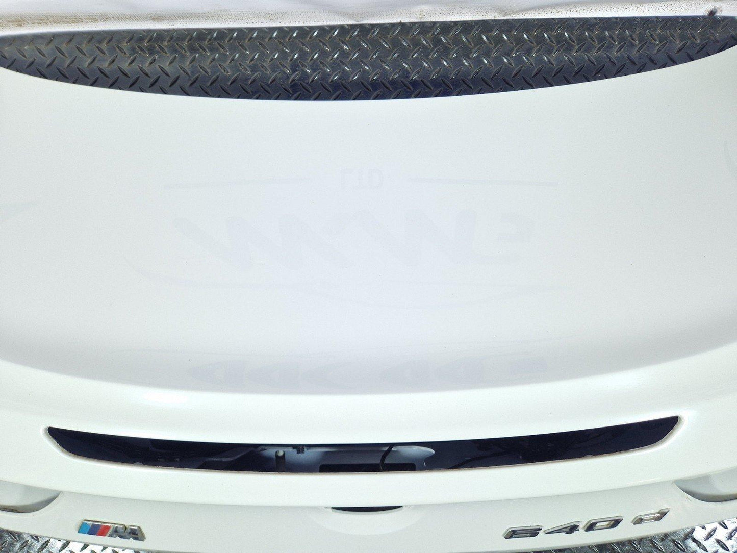 11-18 BMW 6 SERIES F13 GENUINE REAR TAILGATE / BOOTLID IN WHITE 300