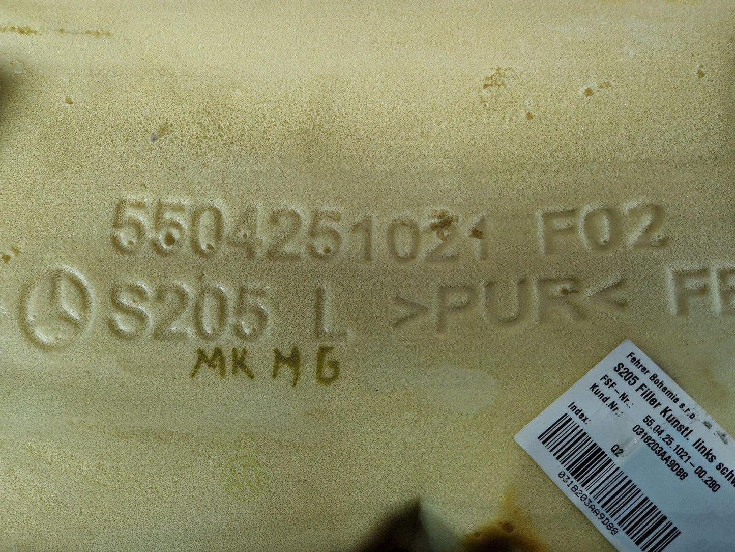 14-21 MERCEDES BENZ C220d W205 OEM REAR SEAT BOLSTER PANEL LEFT SIDE 5504251021