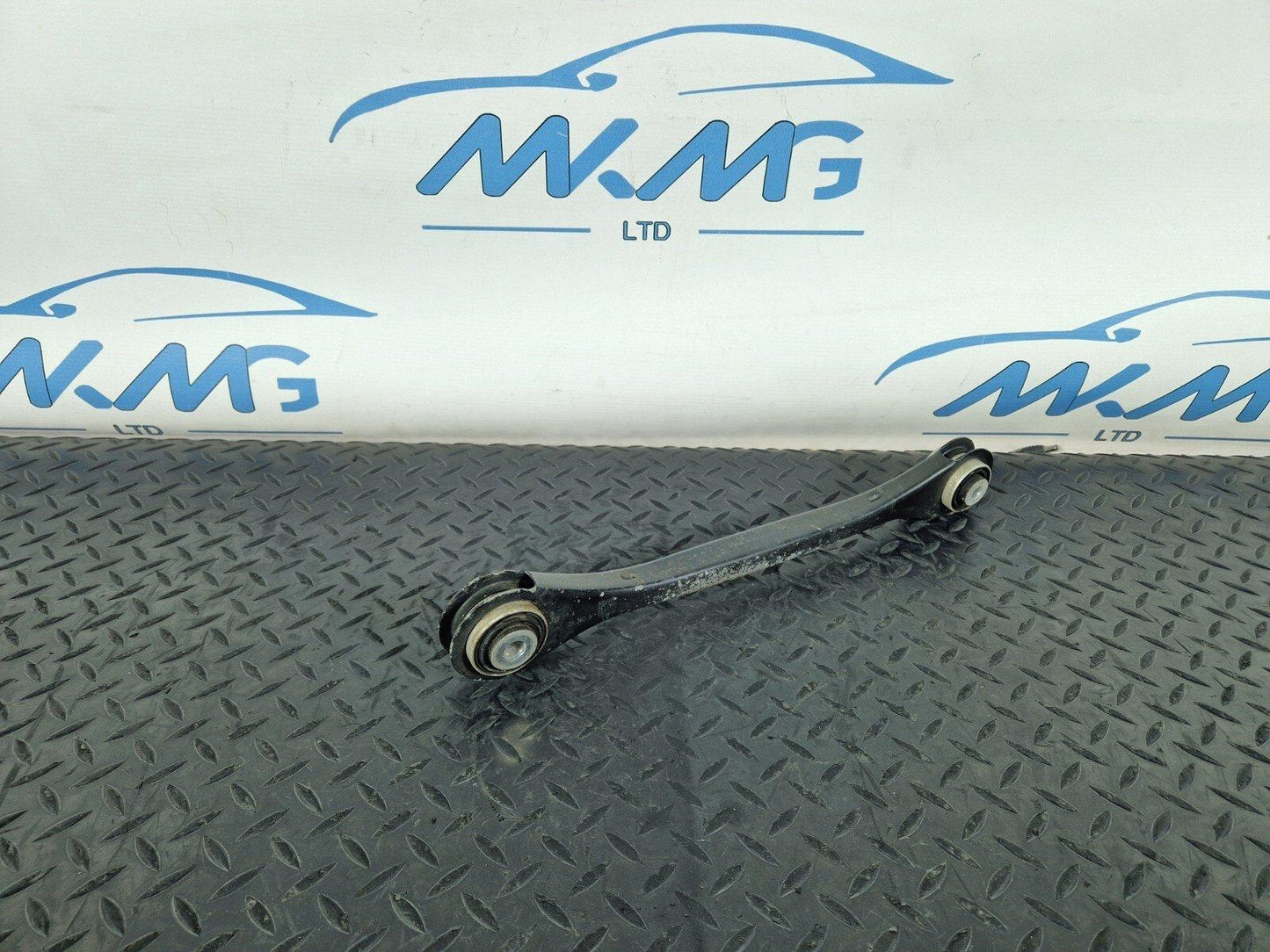 16-19 AUDI A4 B9 GENUINE OEM REAR RIGHT O/S CONTROL ARM 4M0505292D 4M0505425D