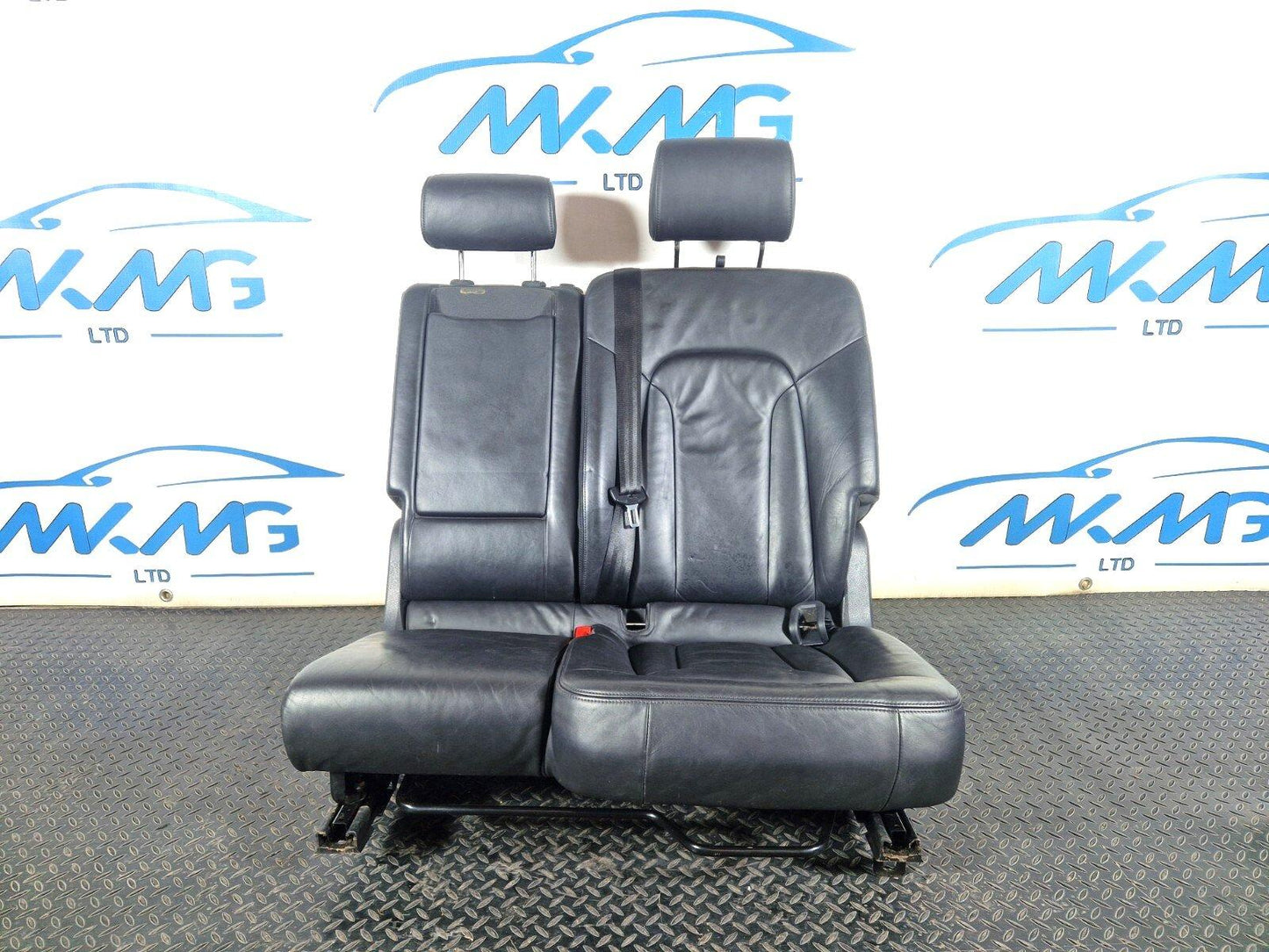 10-15 AUDI Q7 4L GENUINE REAR LEFT SEATS 2ND ROW 4L0890037
