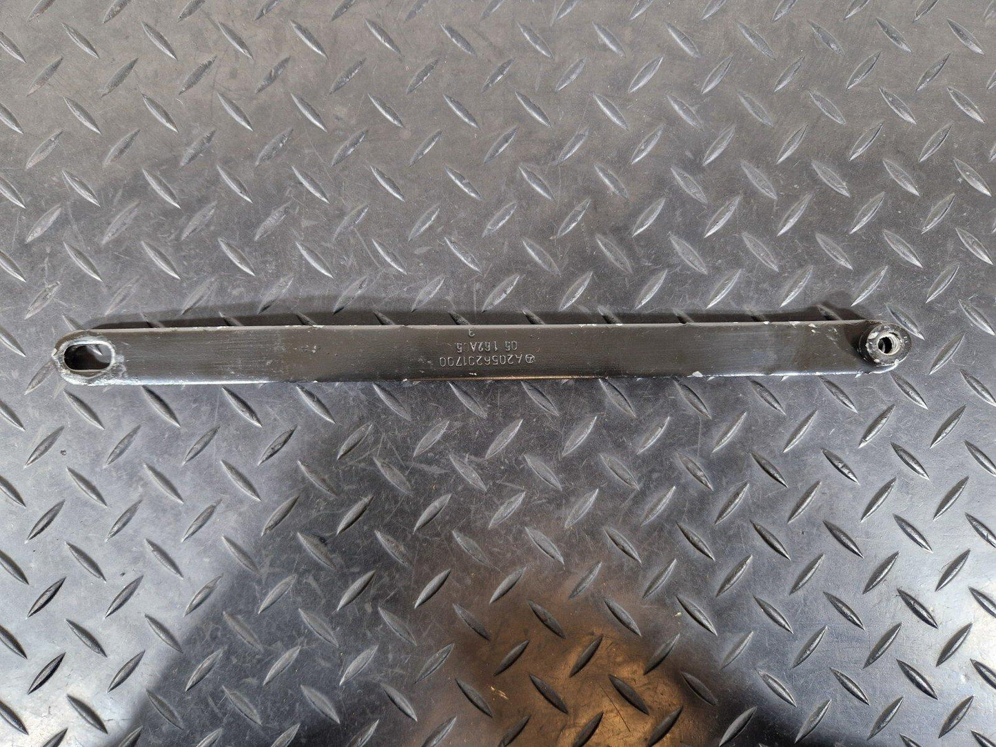 14-21 MERCEDES BENZ W205 REINFORCEMENT RADIATOR SUPPORT STRUT A2056201700