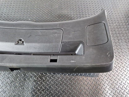 10-15 AUDI Q7 4L DAMAGED REAR BOOT LID TAILGATE INNER COVER TRIM 4L0867973D