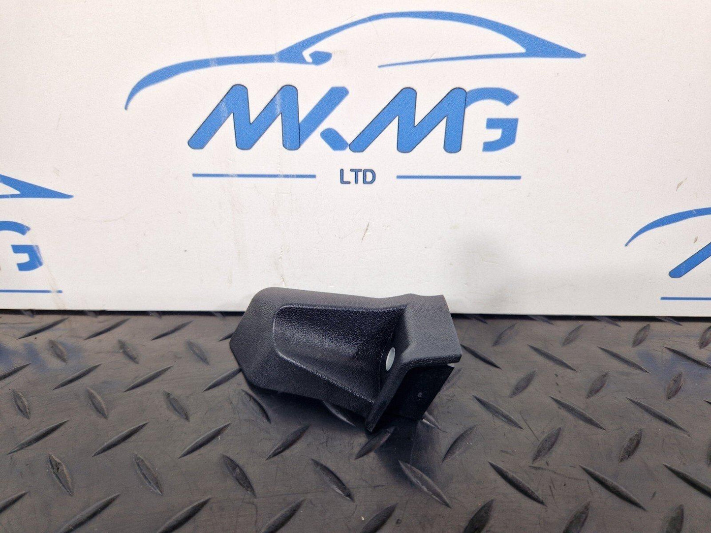 AUDI A5 F5 SPORTBACK S-LINE GENUINE FRONT RIGHT SIDE FENDER COVER 8W6821232A