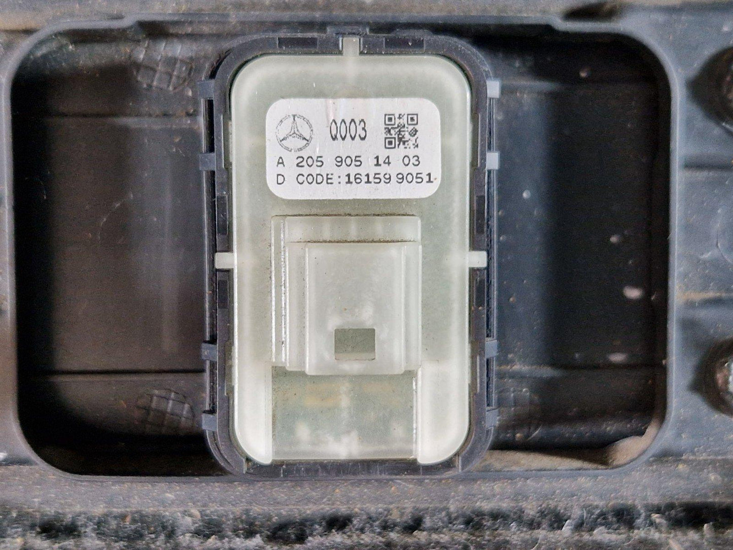 16-22 MERCEDES BENZ X253 GENUINE REAR RIGHT BOOT PANEL A2536900644 A2059051403