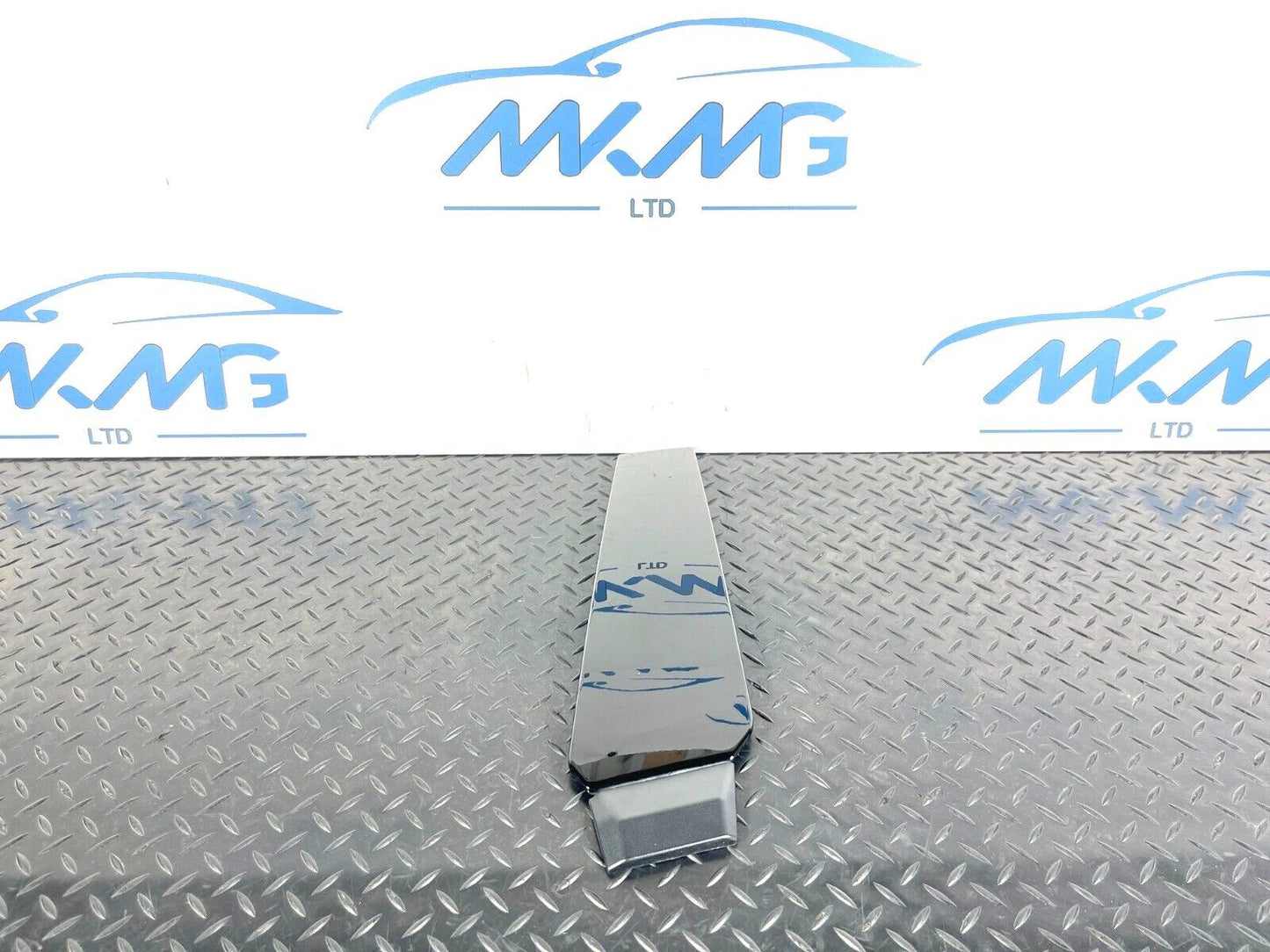 16-23 AUDI A5 F5 SPORTBACK S-LINE LEFT SIDE EXTERIOR B-PILLAR COVER 8W8853289