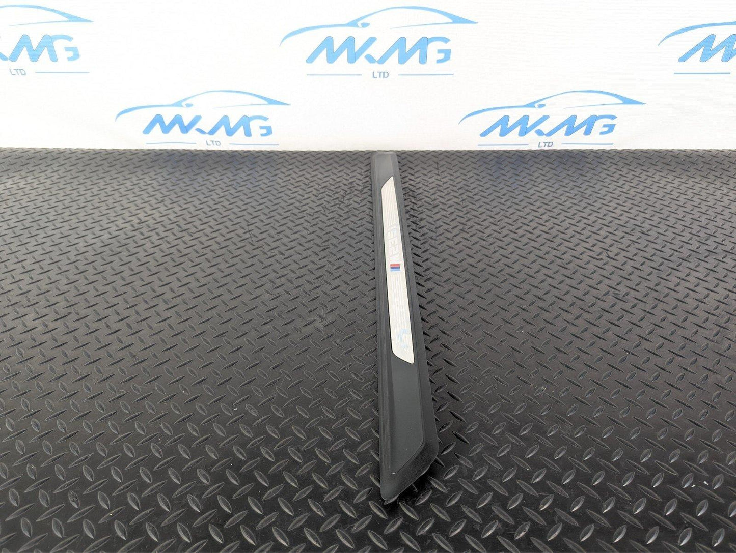 BMW 2 SERIES F22 M SPORT GENUINE DOOR SILL KICK PLATE FITS LEFT & RIGHT 8059061