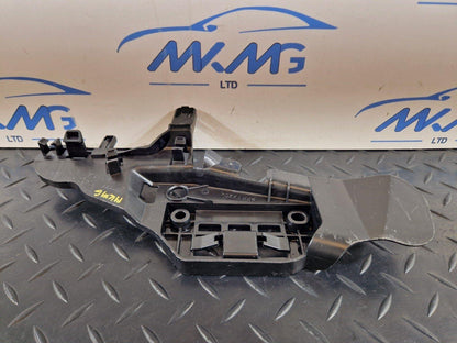 11-19 MERCEDES BENZ ML W166 OEM FRONT LEFT N/S DOOR LOCK BRACKET A1667231114