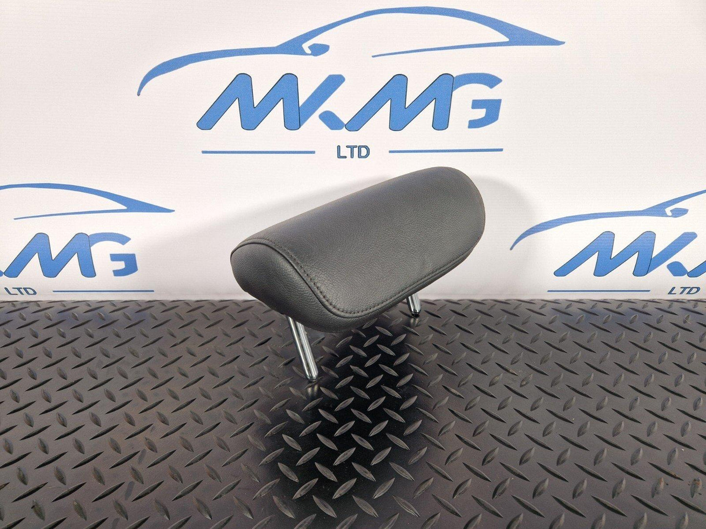 12-18 AUDI A6 C7 REAR SEAT MIDDLE CENTRE HEADREST BLACK LEATHER 4G0885975C