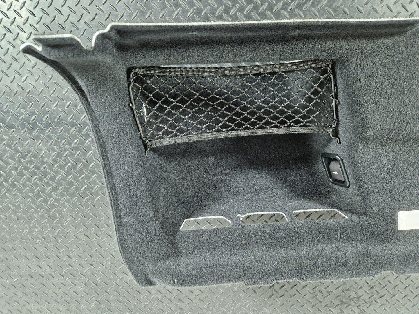 16-22 BMW X1 F48 GENUINE REAR RIGHT SIDE BOOT TRIM PANEL COVER 7425644