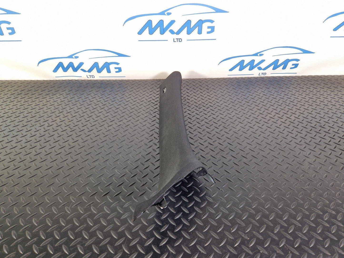 10-13 BMW X5 E70 LCI GENUINE RIGHT O/S A COLUMN PILLAR TRIM 7129750