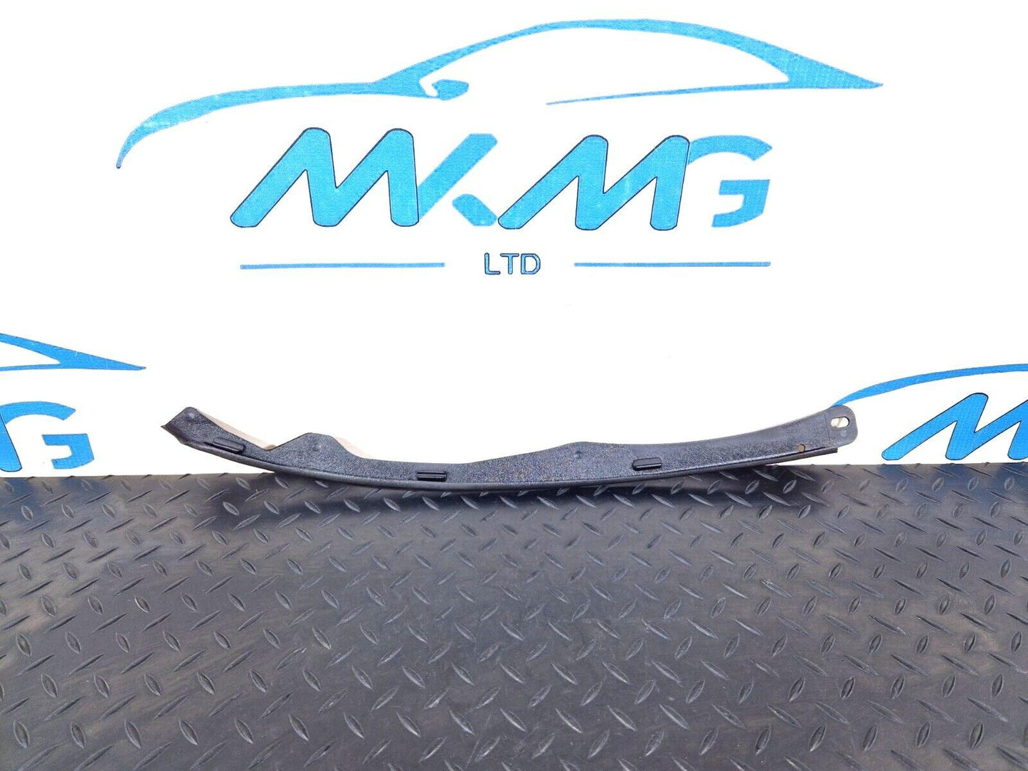 16-19 AUDI A4 B9 FRONT BONNET HOOD LEFT PROTECTION 8W0823125