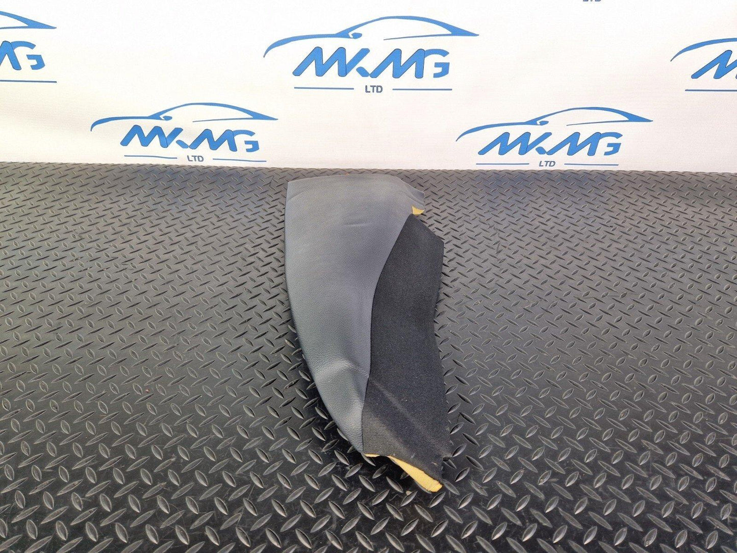 14-21 MERCEDES BENZ C300h W205 OEM REAR SEAT BOLSTER PANEL LEFT SIDE 5504251021