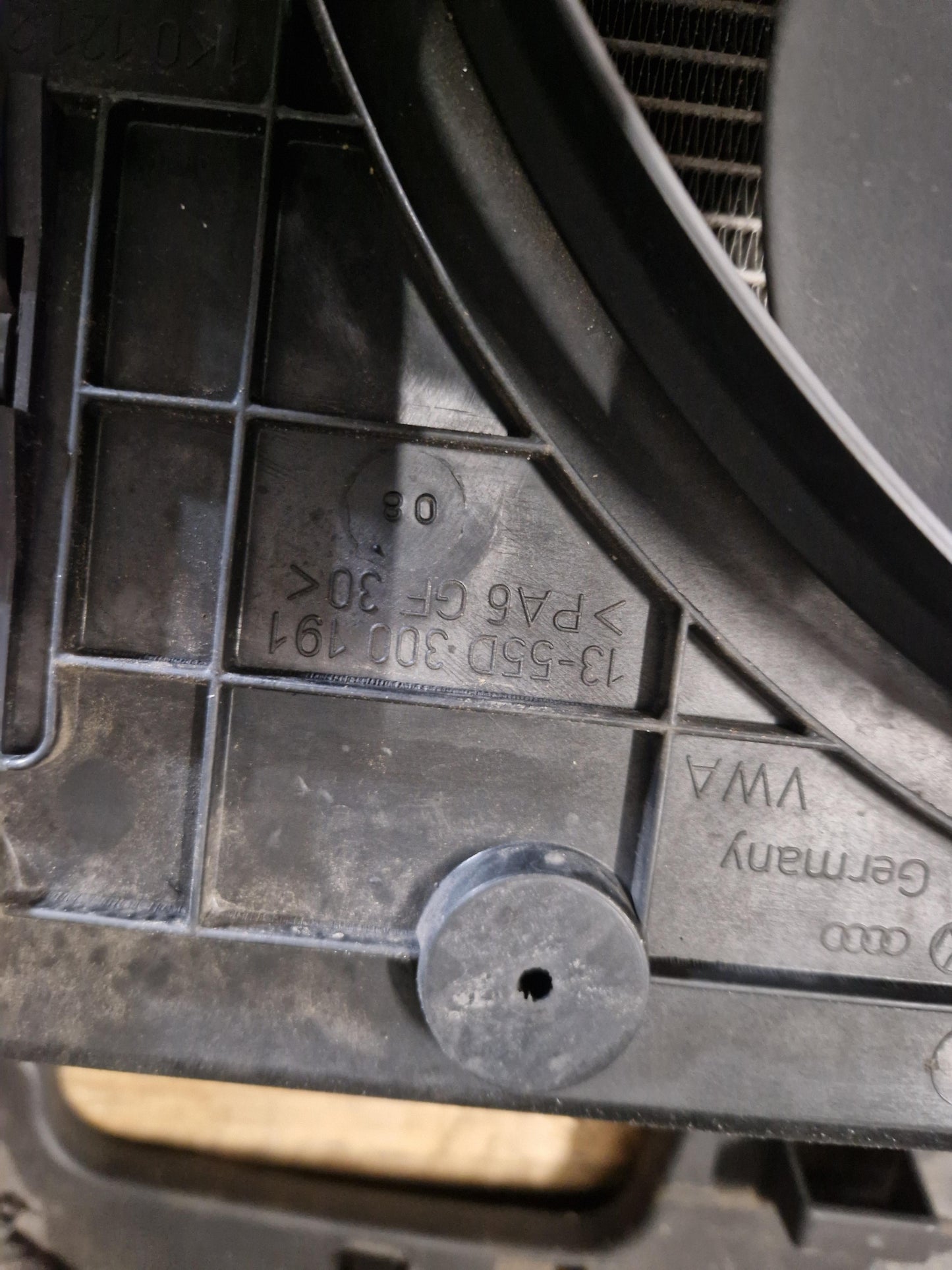 Volkswagen Touran MK1 - 1T MPV 2.0 Diesel Manual Genuine Radiator Rad Pack