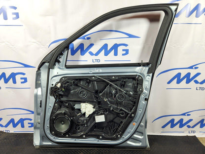 11-19 MERCEDES BENZ ML W166 GENUINE FRONT RIGHT O/S COMPLETE DOOR IN SILVER 988