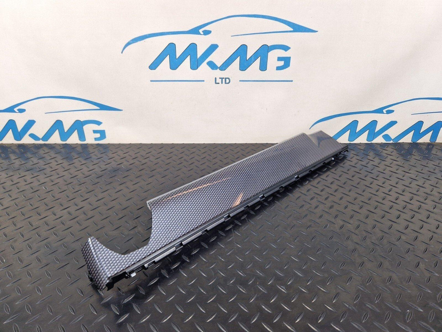 18-ON MERCEDES A CLASS W177 DASHBOARD CENTER TRIM PANEL A1776806003
