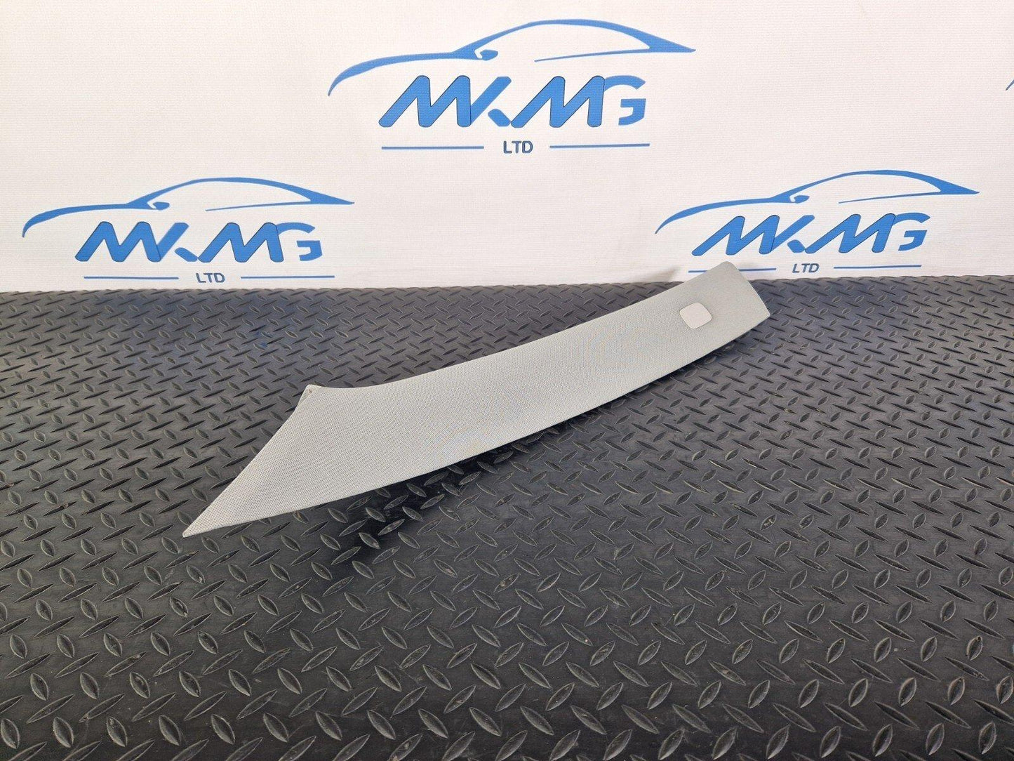14-20 MERCEDES BENZ GLA 200 X156 FRONT PASSENGER SIDE A-PILLAR TRIM A1766901700