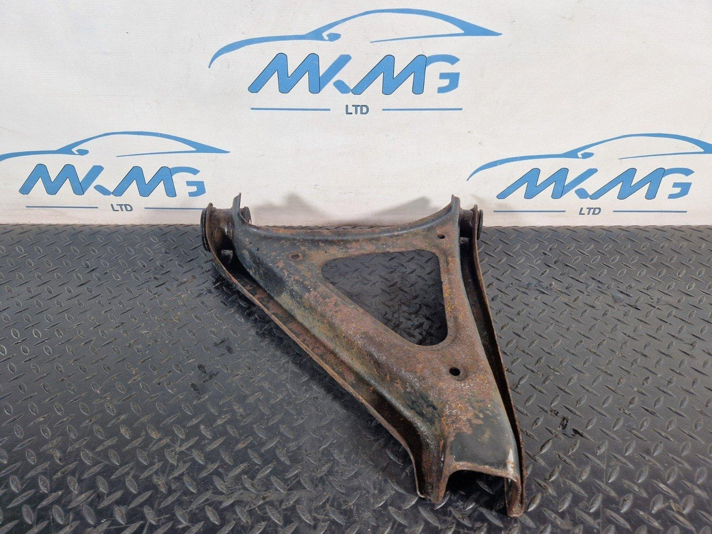 10-18 VW TOUAREG 7P GENUINE REAR RIGHT DRIVER O/S/R LOWER CONROL ARM 7L0505352AA