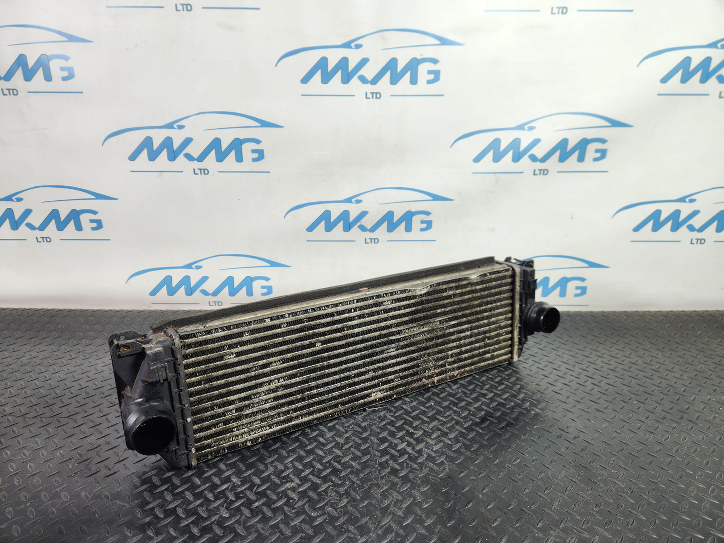 Mercedes-Benz Sprinter W907 2.1 Diesel Intercooler A9065010201
