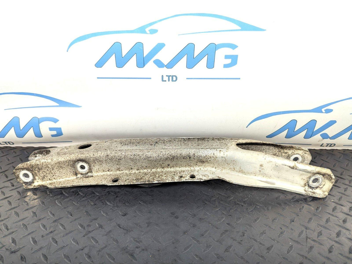 MERCEDES A B CLA W246 W176 C117 REAR CONTROL ARM FITS BOTH SIDES A2463520202