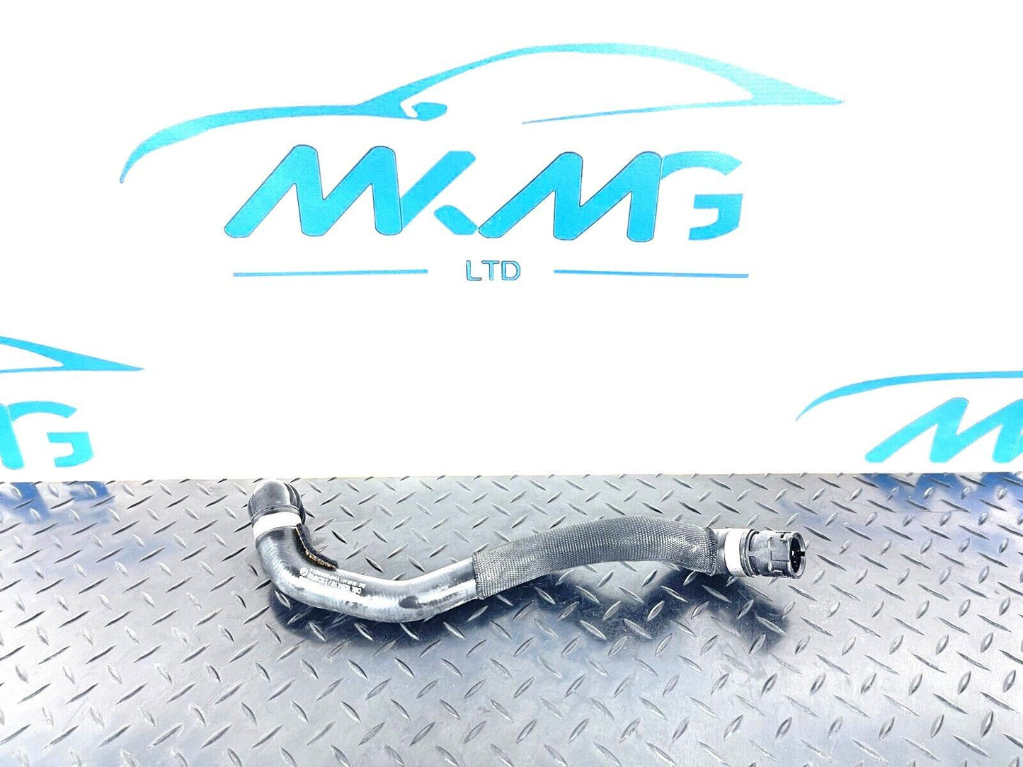 14-21 MERCEDES BENZ C350e W205 GENUINE COOLANT HOSE PIPE A2055010800