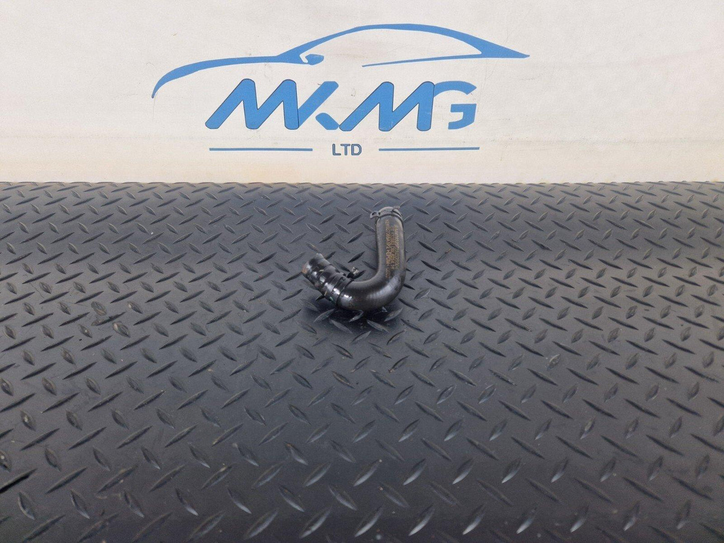 14-23 MERCEDES BENZ VITO W447 OEM ENGINE MOULDING HOSE A4478320723