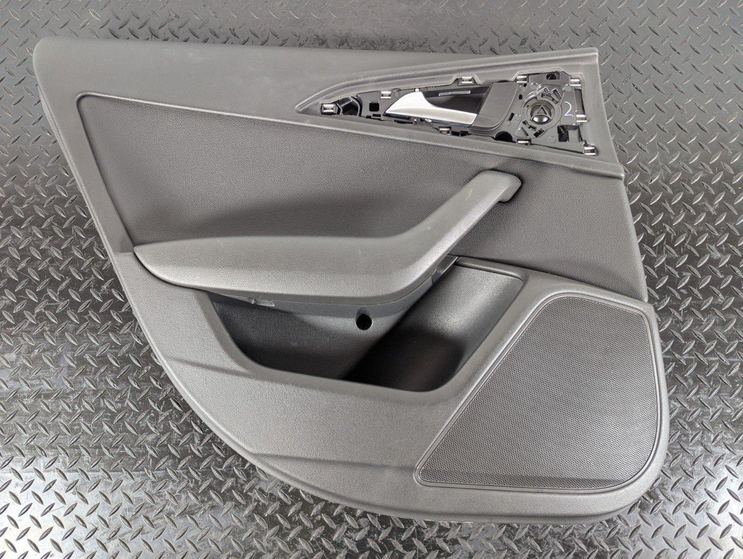 12-18 AUDI A6 C7 OEM FRONT LEFT PASSENGER SIDE N/S/F DOOR CARD PANEL 4G2867021A