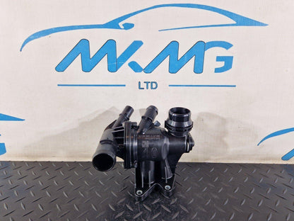 19-ON RANGE ROVER EVOQUE L551 THERMOSTAT HOUSING M4D3-8575-AB