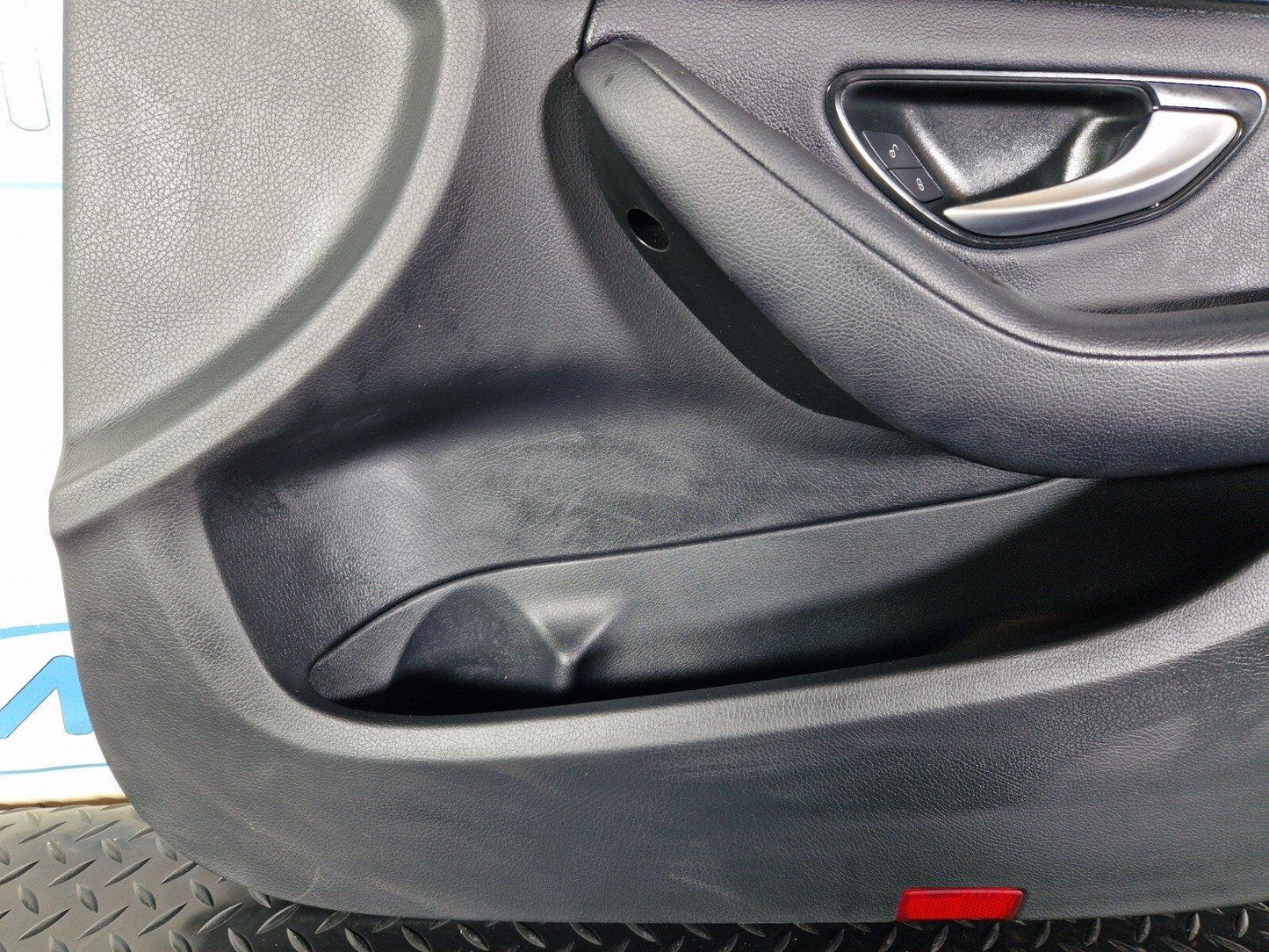 14-21 MERCEDES BENZ C200 W205 FRONT DRIVERS SIDE DOOR CARD BLACK LEATHER
