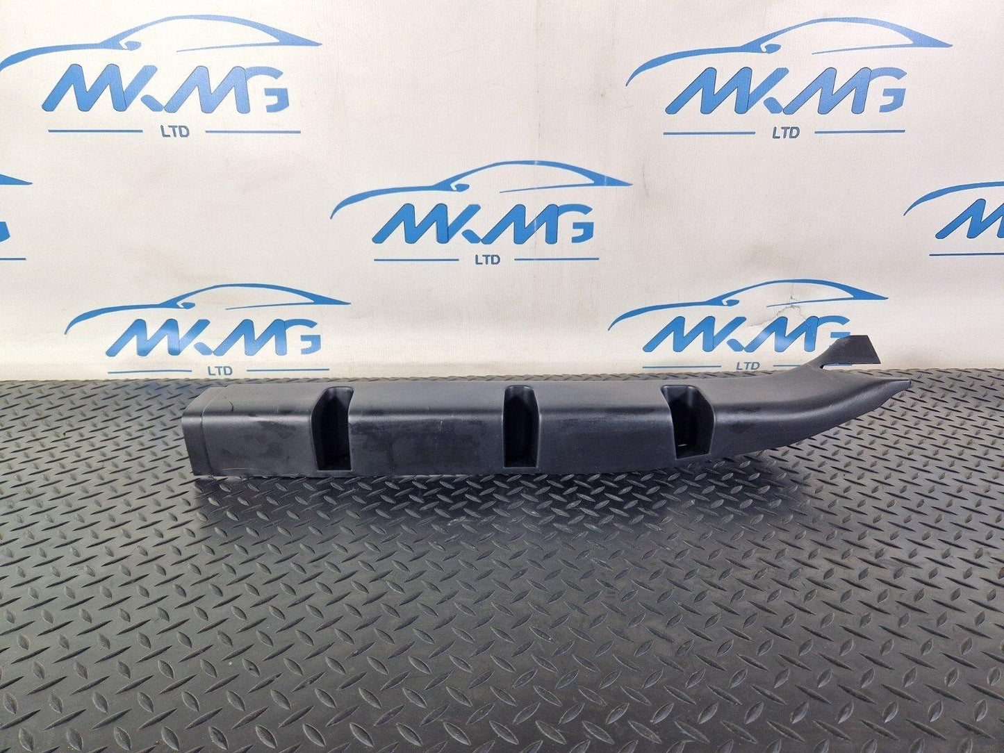 18-ON MERCEDES-BENZ SPRINTER W907 W910 CABLE DUCT GUIDE BRACKET A9078211200