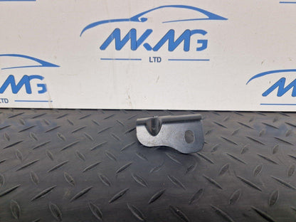18-ON MERCEDES SPRINTER W907 W910 FRONT LEFT WING HOLDER BRACKET A9108811300