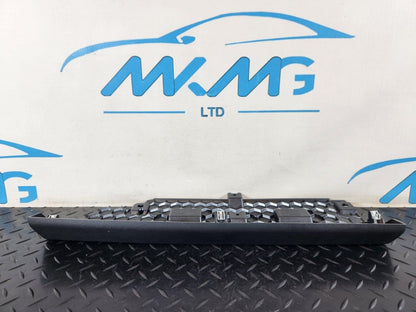19-ON RANGE ROVER EVOQUE L551 LOWER GLOVEBOX TRIM K8D2044M91B