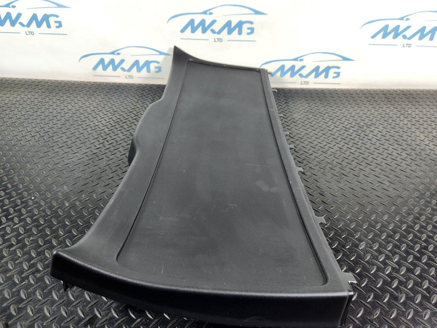 11-19 MERCEDES BENZ ML W166 TAILGATE BOOT LID INNER TRIM COVER PANEL A1667400370