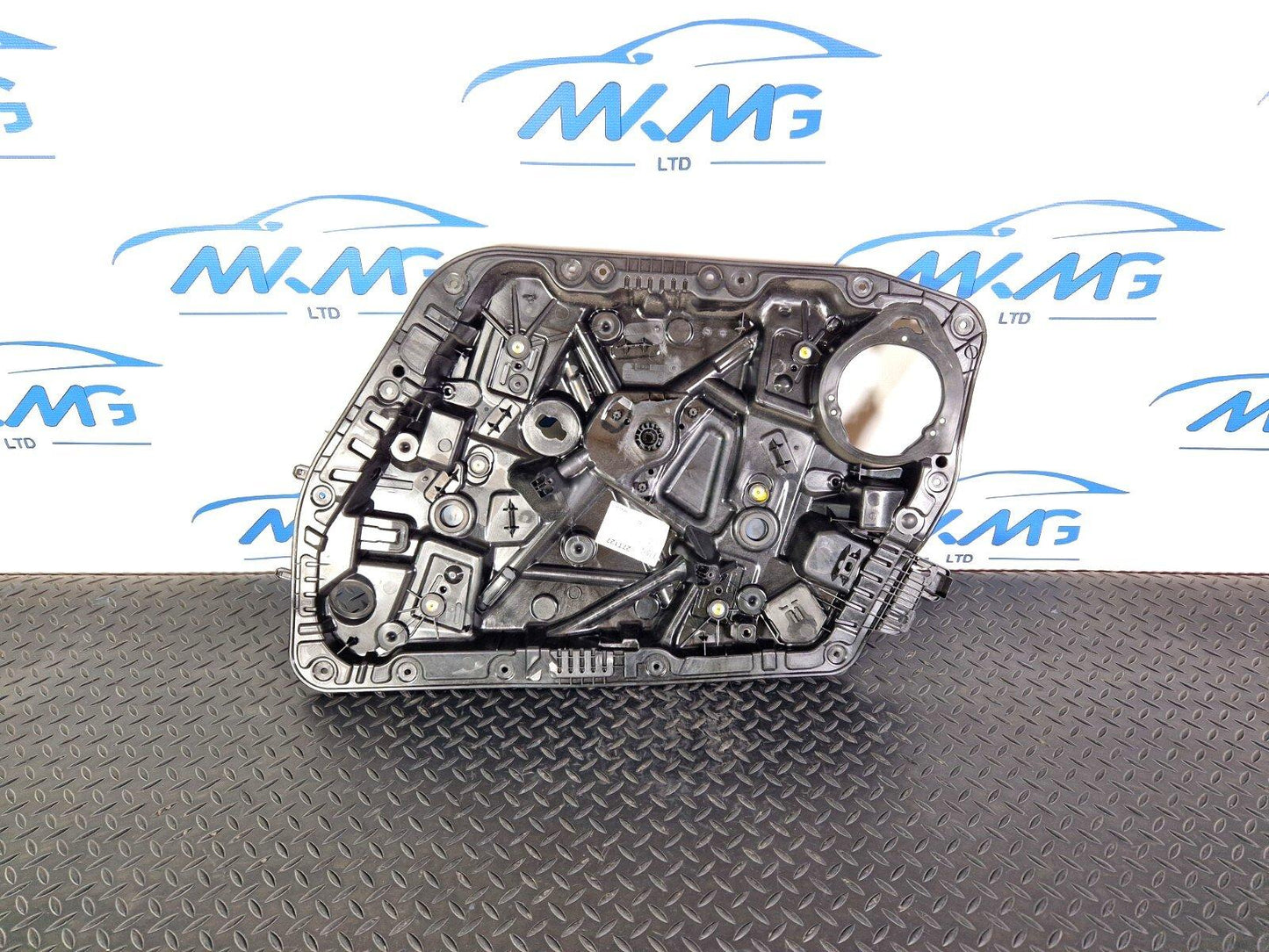18-ON MERCEDES BENZ A CLASS W177 FRONT LEFT WINDOW REGULATOR A1775409710