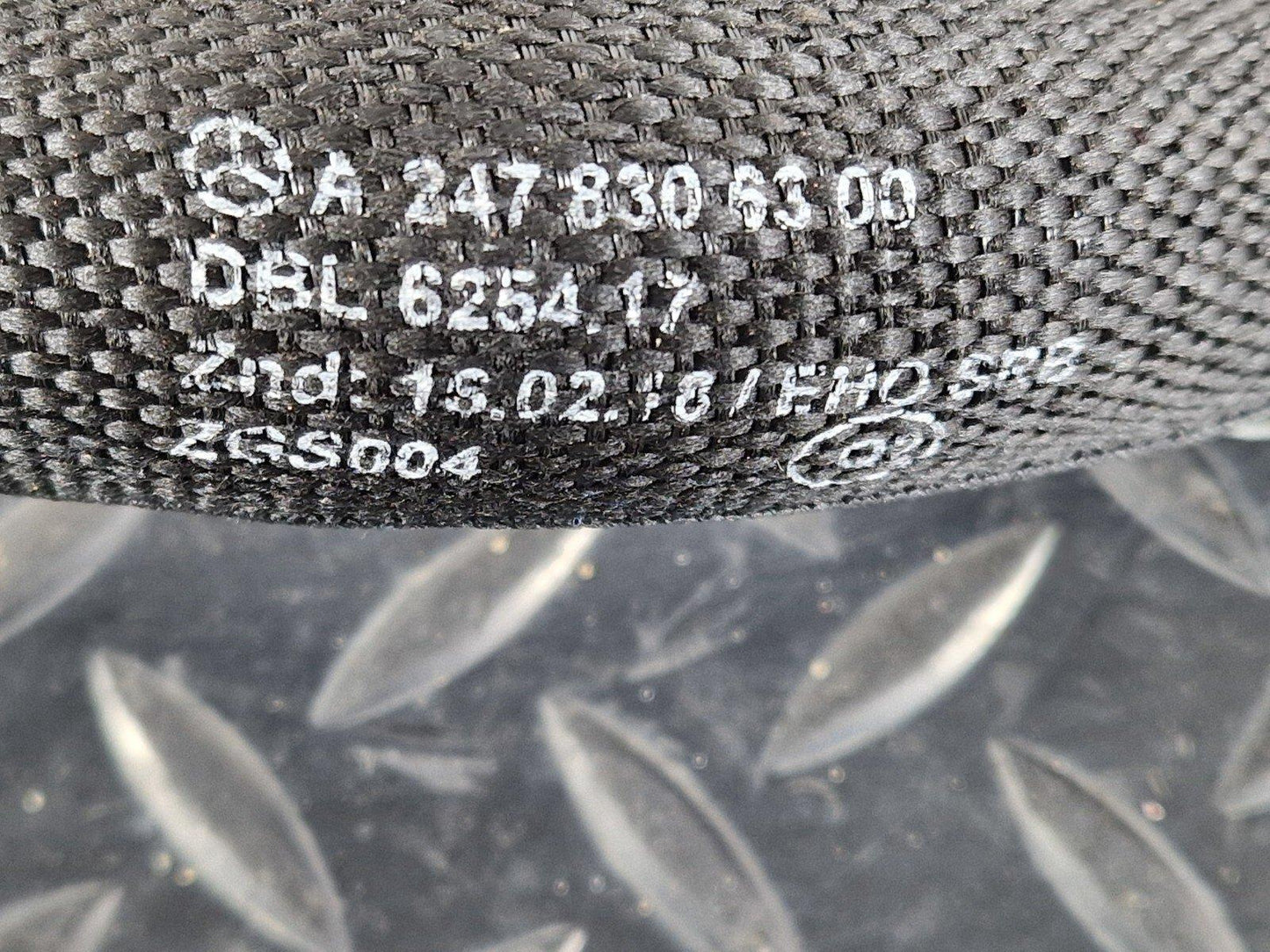 18-ON MERCEDES BENZ A CLASS W177 COOLANT HOSE PIPE A2478306300