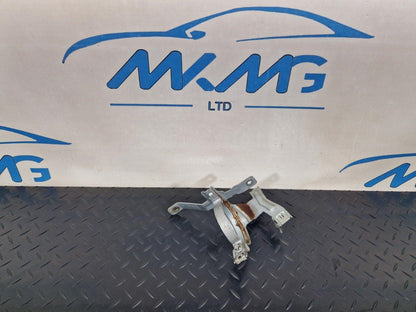 19-ON MERCEDES B CLASS W247 WATER PUMP HOLDER BRACKET A1775040300 A1775040200