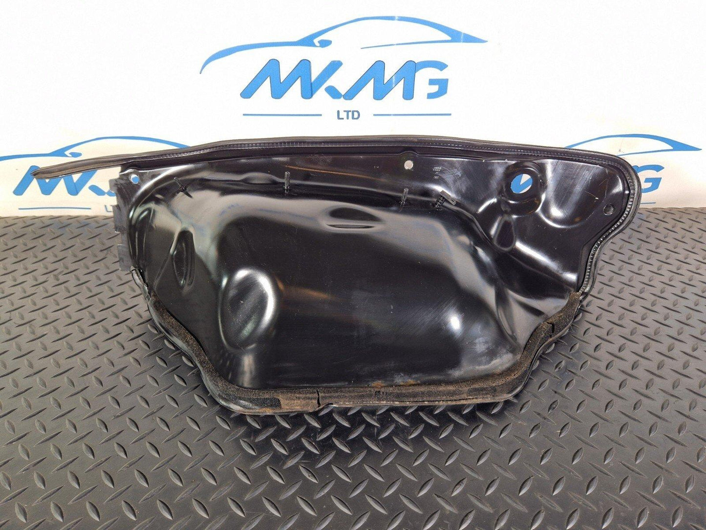 10-18 AUDI A7 4G S-LINE OEM HEAT PROTECTION 4G0804165B