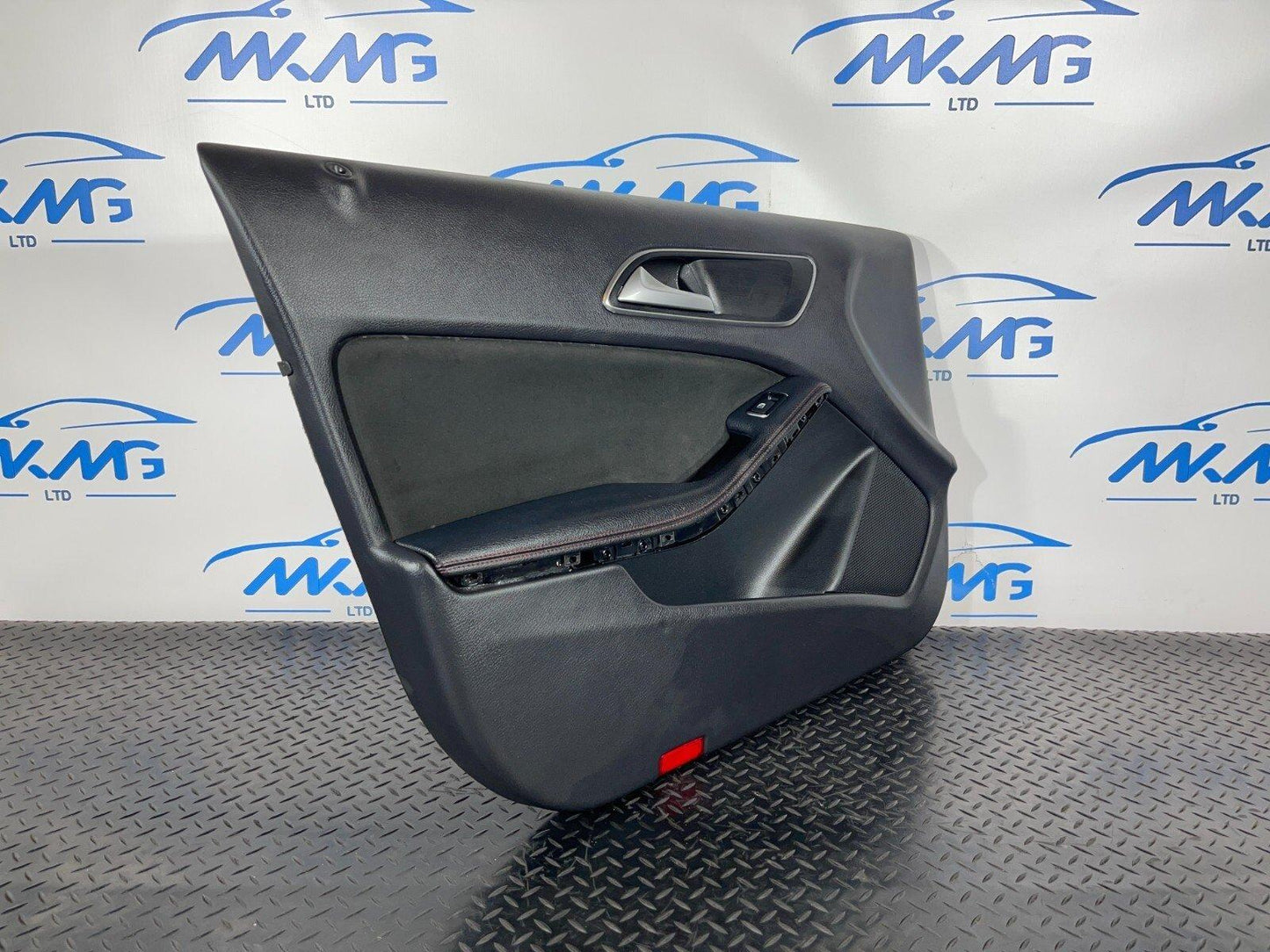 12-18 MERCEDES BENZ W176 COMPLETE DOOR CARD FRONT LEFT SIDE A17672057009H93