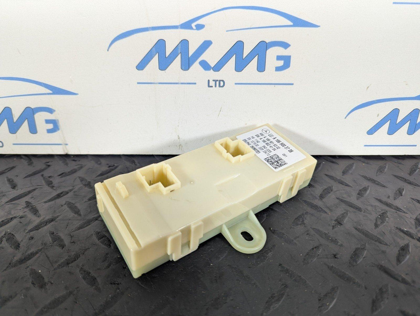 11-19 MERCEDES BENZ ML W166 GENUINE TRUNK LID LIFT GATE MODULE  A1669003708