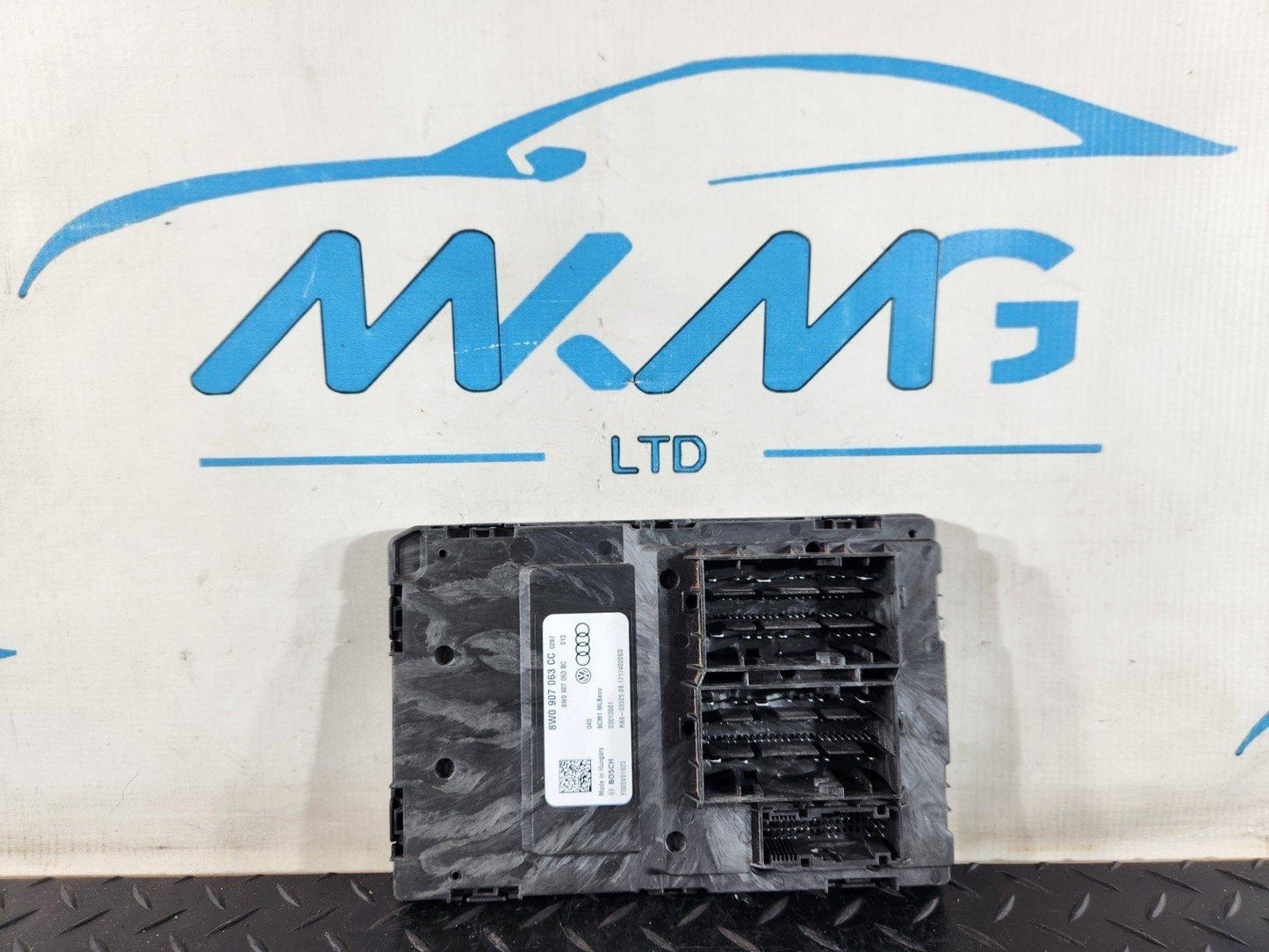16-19 AUDI A4 B9 SPORT GENUINE OEM BODY COMFORT CONTROL MODULE ECU 8W0907063CC